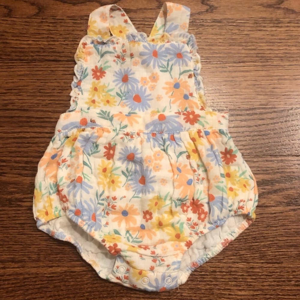 NEW Angel Dear Muslin Romper Size 0-3 Months - Picture 3 of 9